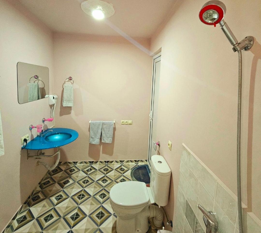 Apartment In The Old District 트빌리시 외부 사진