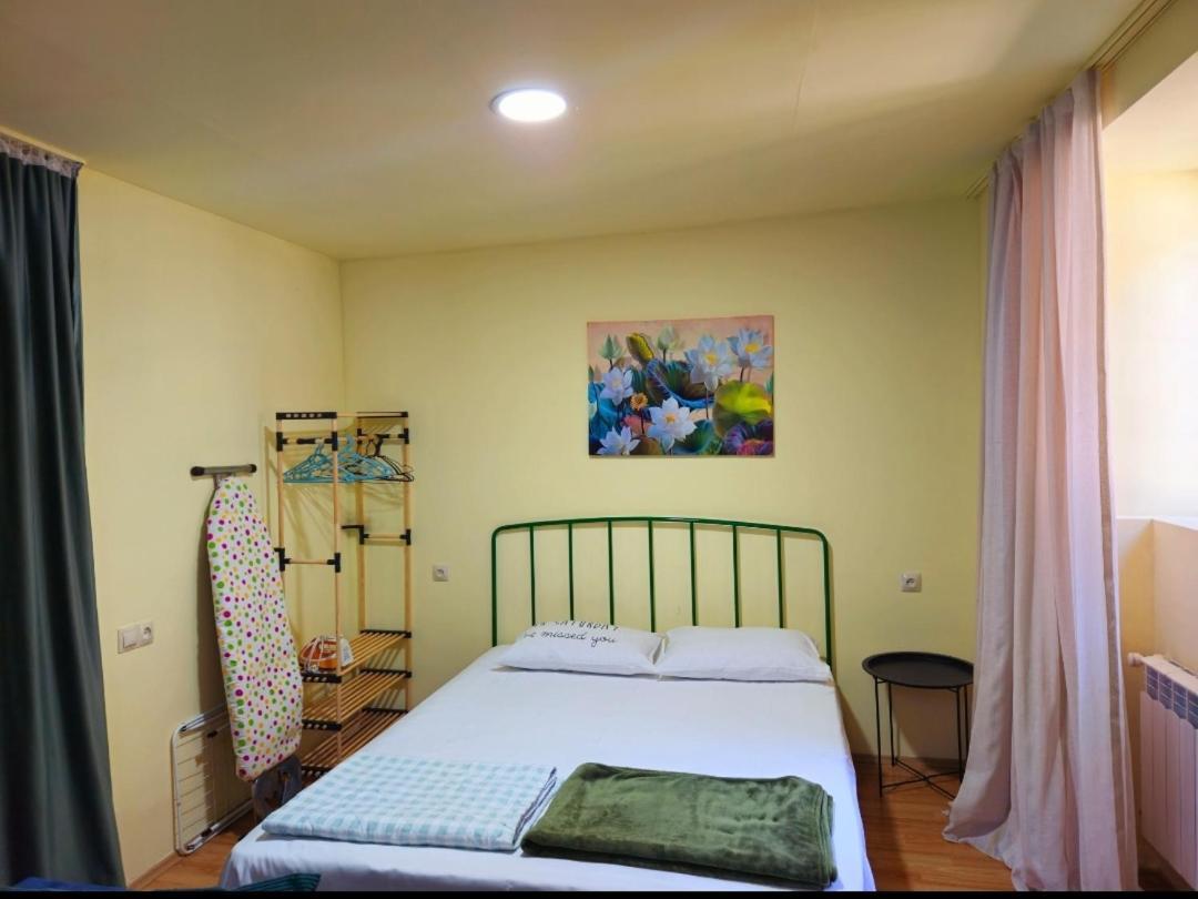 Apartment In The Old District 트빌리시 외부 사진